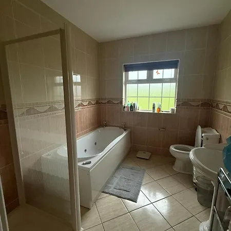 בית נופש 4 Double Bed Detached In Rural Location